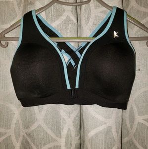 Danskin 36C sports bra